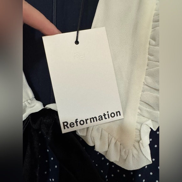 NWT Reformation Edalene dress Navy Polka Dot Dress with White Collar bow 10 M L - Picture 8 of 11